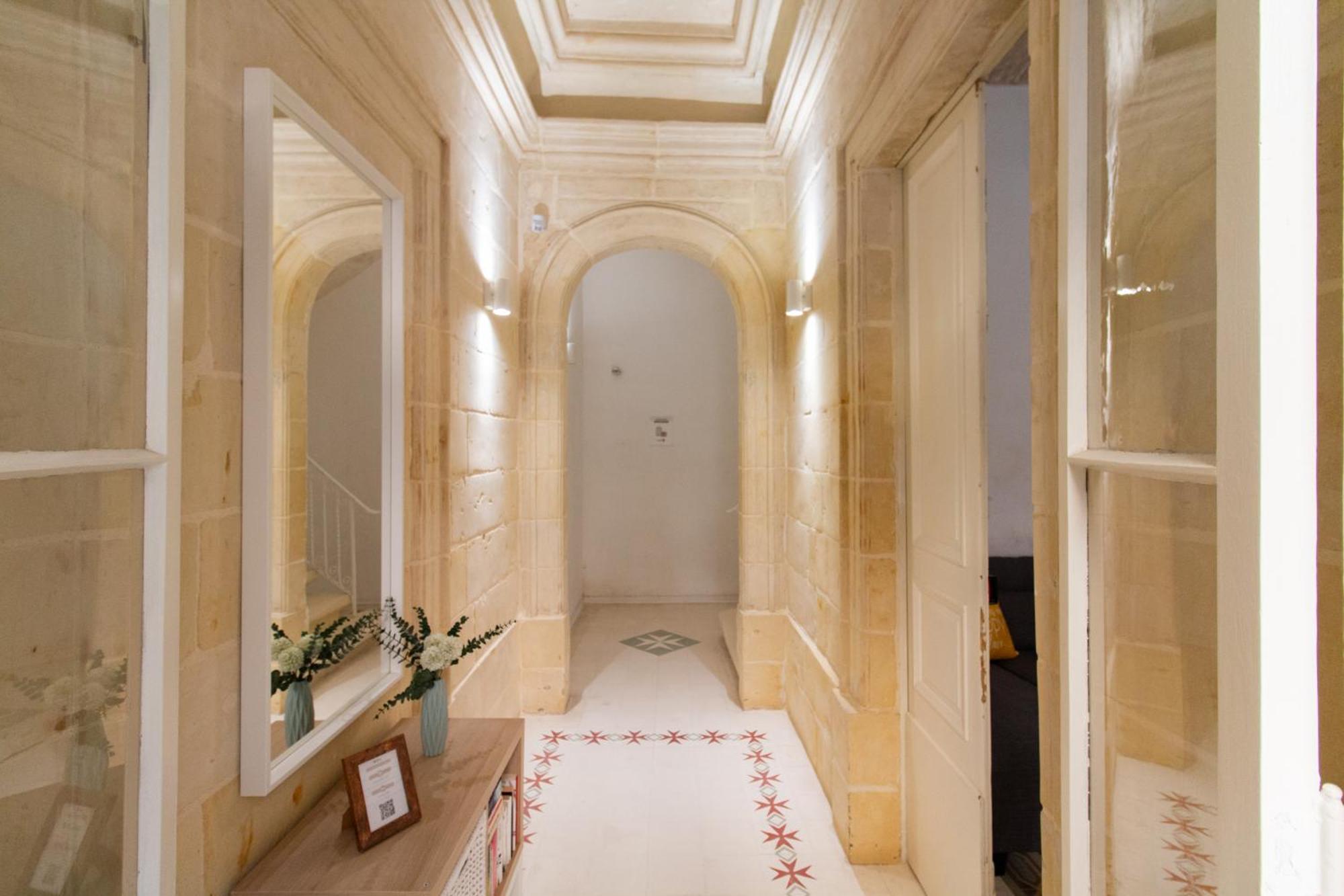 Aparthotel 15 Main Gate Birgu Esterno foto
